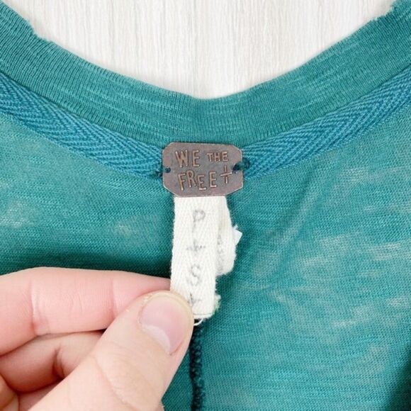 Free people | We The Free | Distressed V Neck Long Sleeve Tee Size Small - Picture 6 of 6